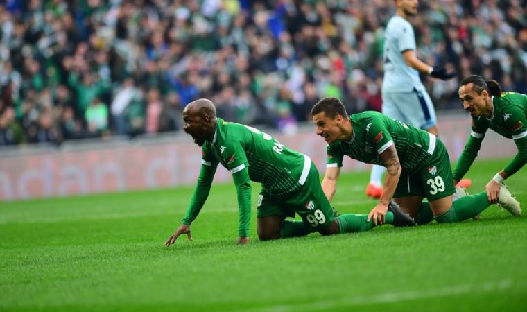 Bursaspor, Play-Off'ta Adana Demirspor'u ağırlıyor