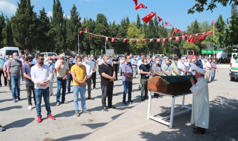 Balkondan düşen 2 yaşındaki çocuk 17 günlük yaşam savaşını kaybetti