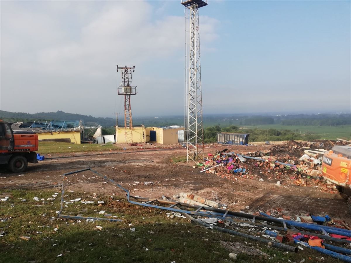 Sakarya'da havai fişek fabrikası: Soğutma ve enkaz kaldırma çalışmaları sürüyor