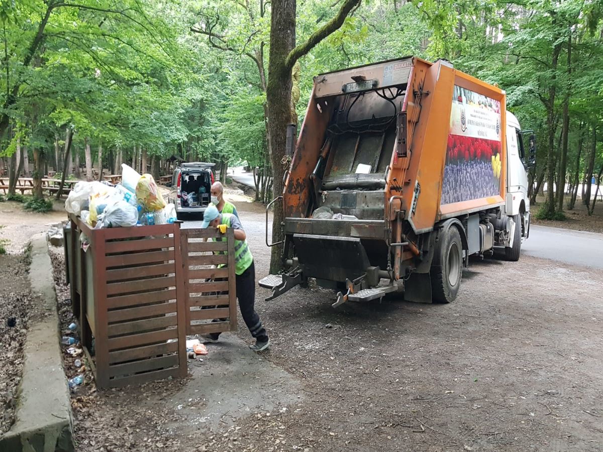 Belgrad ormanı çöplüğe döndü: Ormandan iki günde 29 ton çöp toplandı