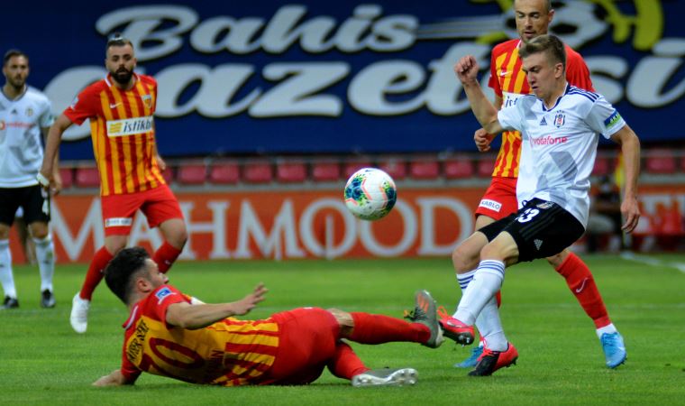 Beşiktaş'ı Kayserispor durdurdu: 3-1