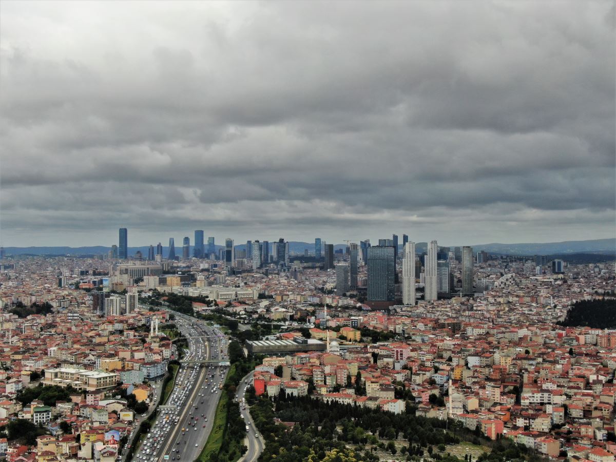 Yağmur bulutlarının gelişi havadan görüntülendi