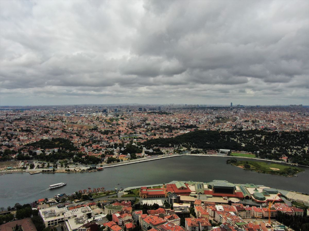 Yağmur bulutlarının gelişi havadan görüntülendi