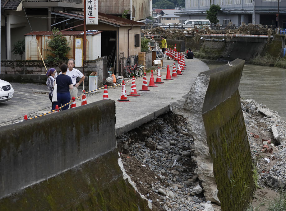 Japonya'daki sel felaketinde ölü sayısı 62'ye ulaştı:  880 bin kişiye tahliye çağrısı yapıldı