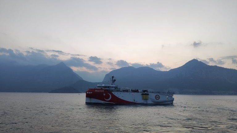 Doğu Akdeniz: Yunanistan basınına göre 'Türk-Yunan ilişkileri bıçak sırtında'