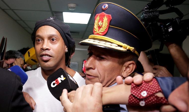 Bak şu Ronaldinho'nun yaptığına!