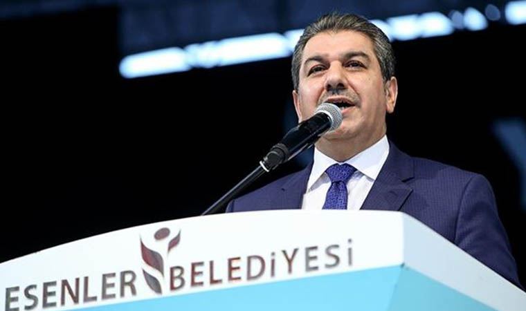 Esenler Belediye Başkanı Tevfik Göksu'nun astırdığı o afişler büyük tepki çekti!