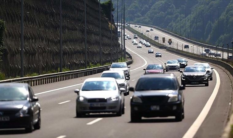 Tatilcilerin dönüş yolculuğu başladı