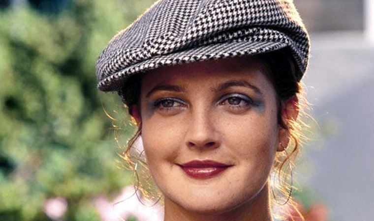 Drew Barrymore, dedesinin cesedinin 