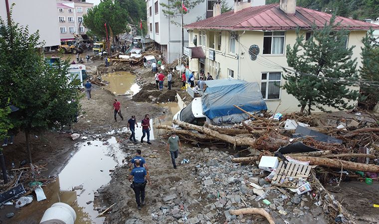 Giresun’da yaşamını yitirenlerin sayısı ise 6'ya yükseldi