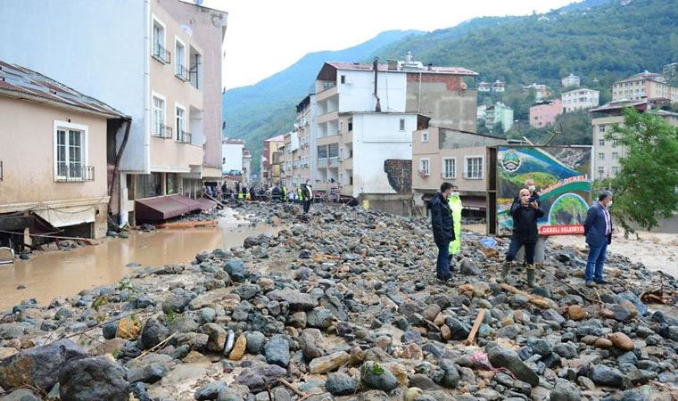 Giresun'daki sel felaketinde yaşamını yitirenlerin sayısı 8'e yükseldi