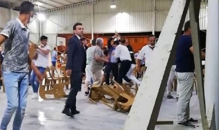 Düğünde 'istek şarkı' kavgası: Sandalyeler havada uçuştu