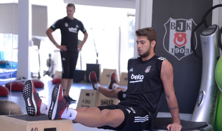 Beşiktaş, salonda çalıştı (28.08.2020)