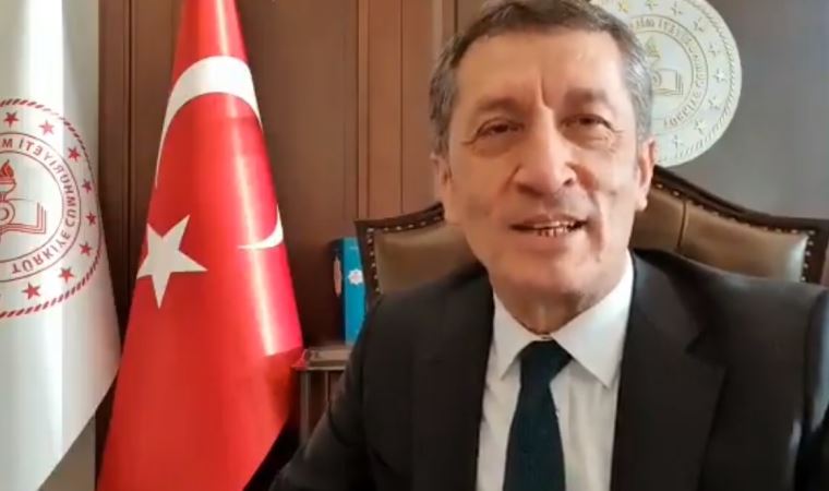 Bakan Ziya Selçuk, EBA ders programını paylaştı