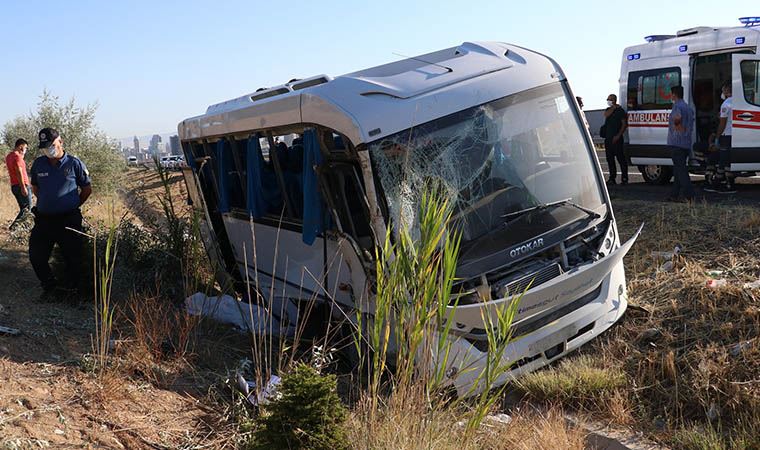 ASELSAN personelini taşıyan minibüs kaza yaptı: Ölü ve yaralılar var!