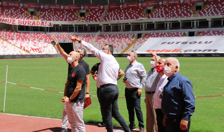 Sivas 4 Eylül Stadı'na UEFA incelemesi