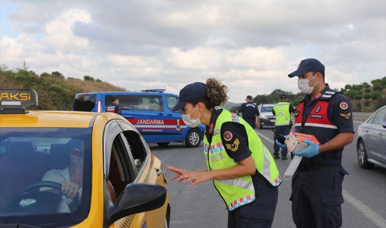 İçişleri Bakanlığının genelgesi kapsamında İstanbul'da Covid-19 tedbirleri denetimi başladı