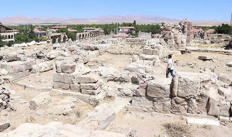 Tyana Antik Kenti'nde 4. yüzyıla ait kilise ortaya çıkarıldı