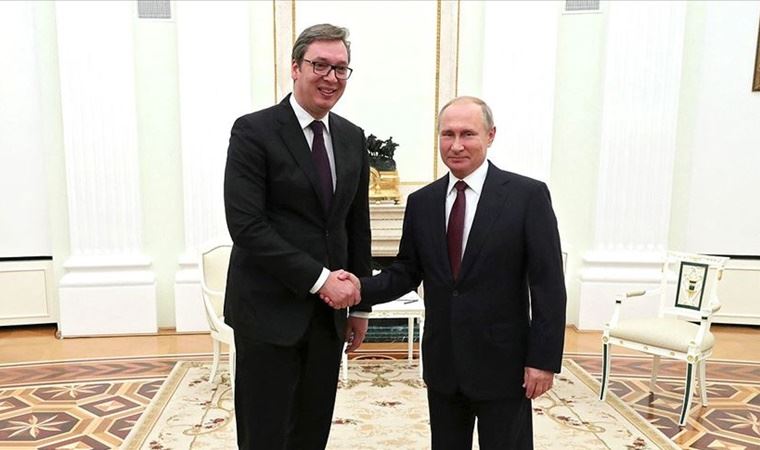 Zaharova'nın paylaşımı sonrası Putin  Vucic'ten özür diledi