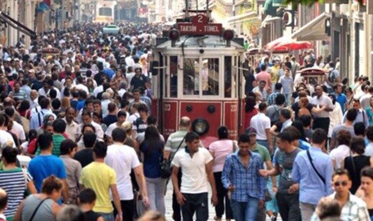 ADAMOR'dan çok konuşulacak anket: Türkiye'de son 10 yılda neler değişti?