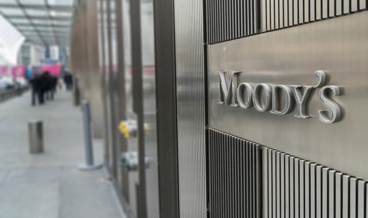 Moody’s Türkiye’nin kredi notunu düşürdü!