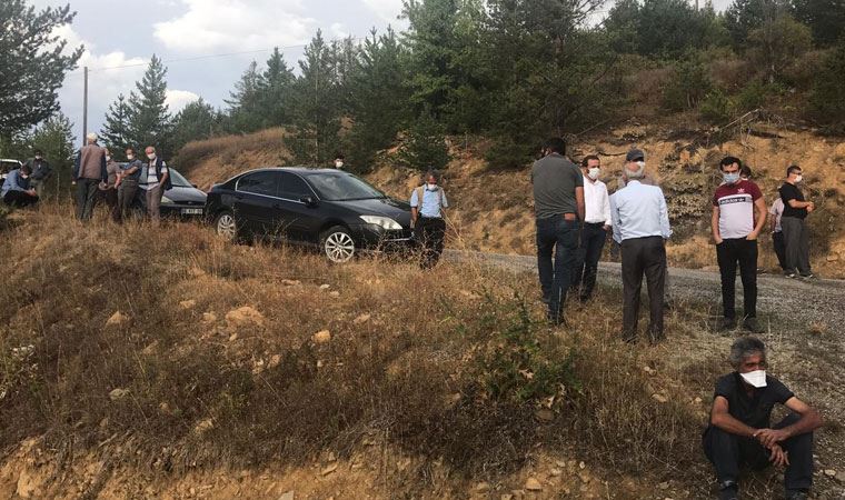 Üzerine yıldırım düşen anne ve kızı yaşamını yitirdi