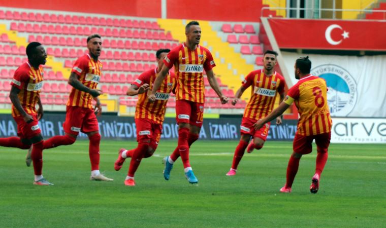 Kayserispor bir attı kazandı!