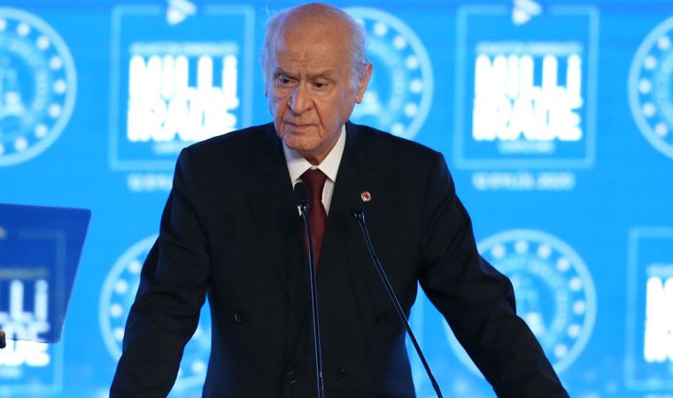 Bahçeli bu kez siyah kurdele takan sağlıkçıları ve TTB'yi  hedef aldı: 