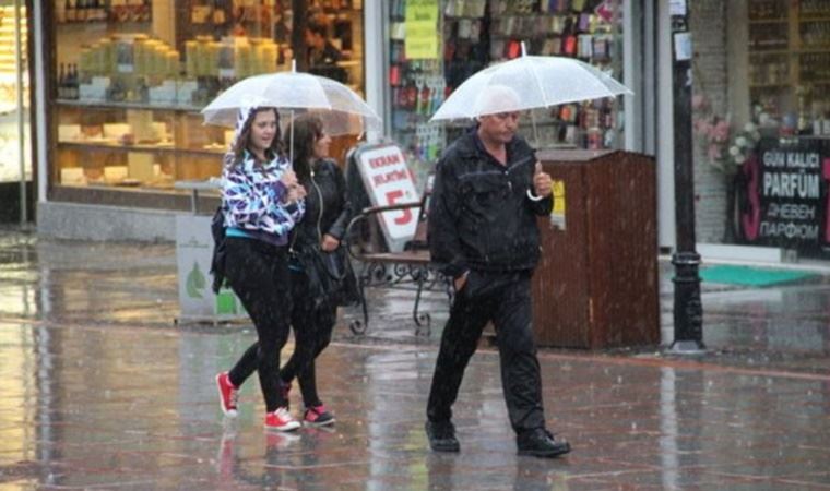 Meteoroloji'den İstanbul için sağanak uyarısı (22.09.2020)