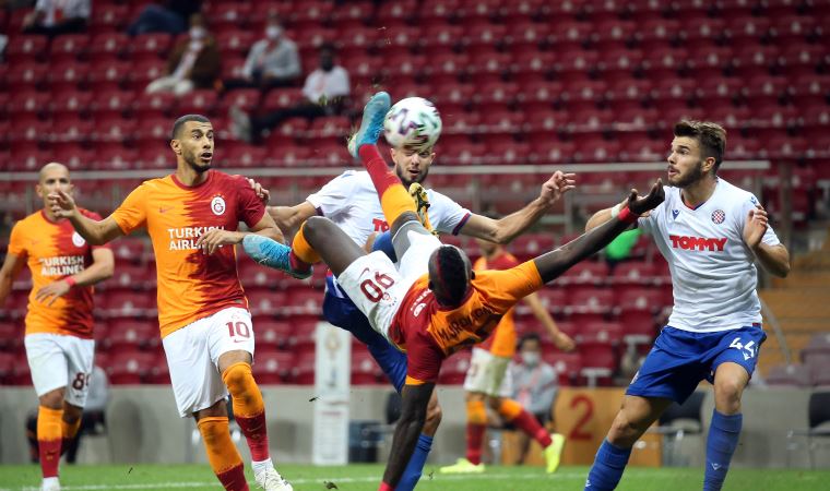 Galatasaray UEFA'da gümbür gümbür