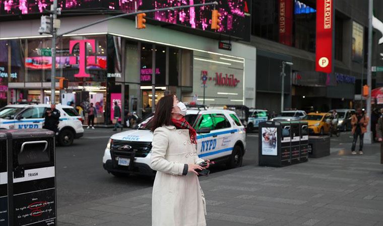 New York, küllerinden doğma çabasında