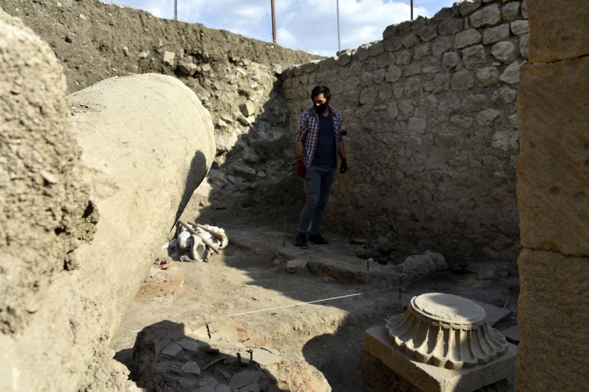 Satala Antik Kenti'ndeki kazılarda bin 500 yıllık Roma askeri zırhı bulundu