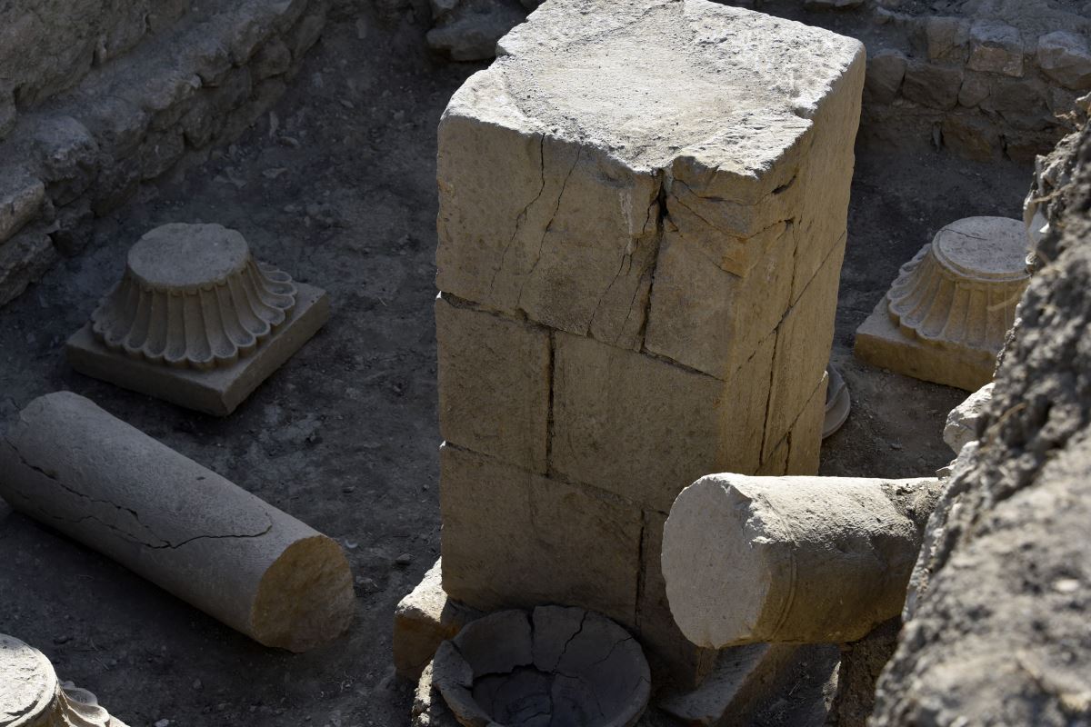 Satala Antik Kenti'ndeki kazılarda bin 500 yıllık Roma askeri zırhı bulundu