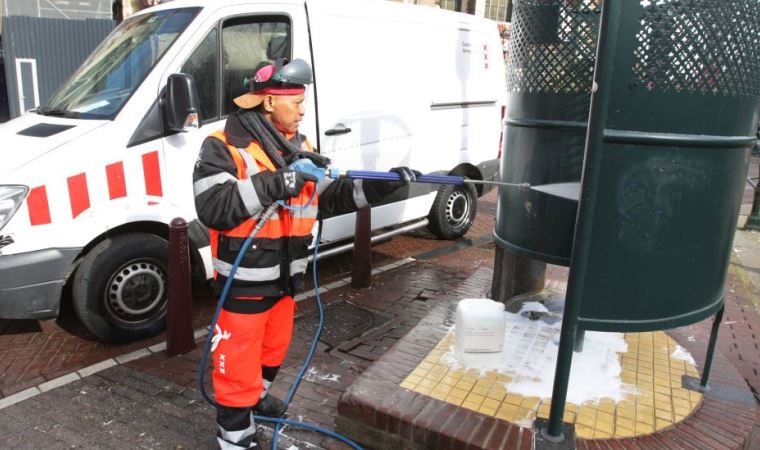 Hollanda’da geçen yıl sokağa işeyen 17 bin kişi 2,4 milyon euro ceza ödedi