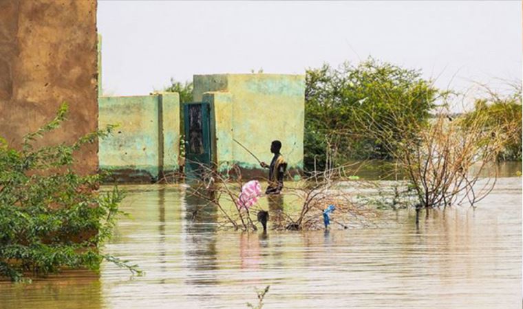 Senegal, hafta sonu sellere teslim oldu