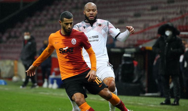 Belhanda Galatasaray'da kalmak istiyor