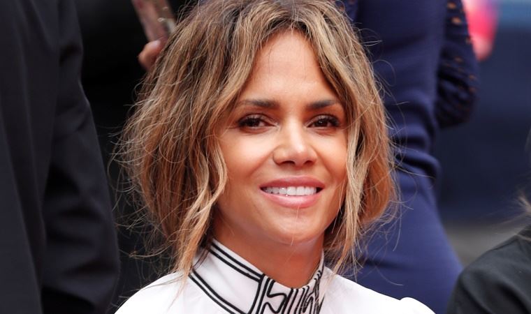 Halle Berry’den Oscar sitemi: ‘Hâlâ bu büyük ödülü alan tek siyah kadın oyuncu olmam üzücü’