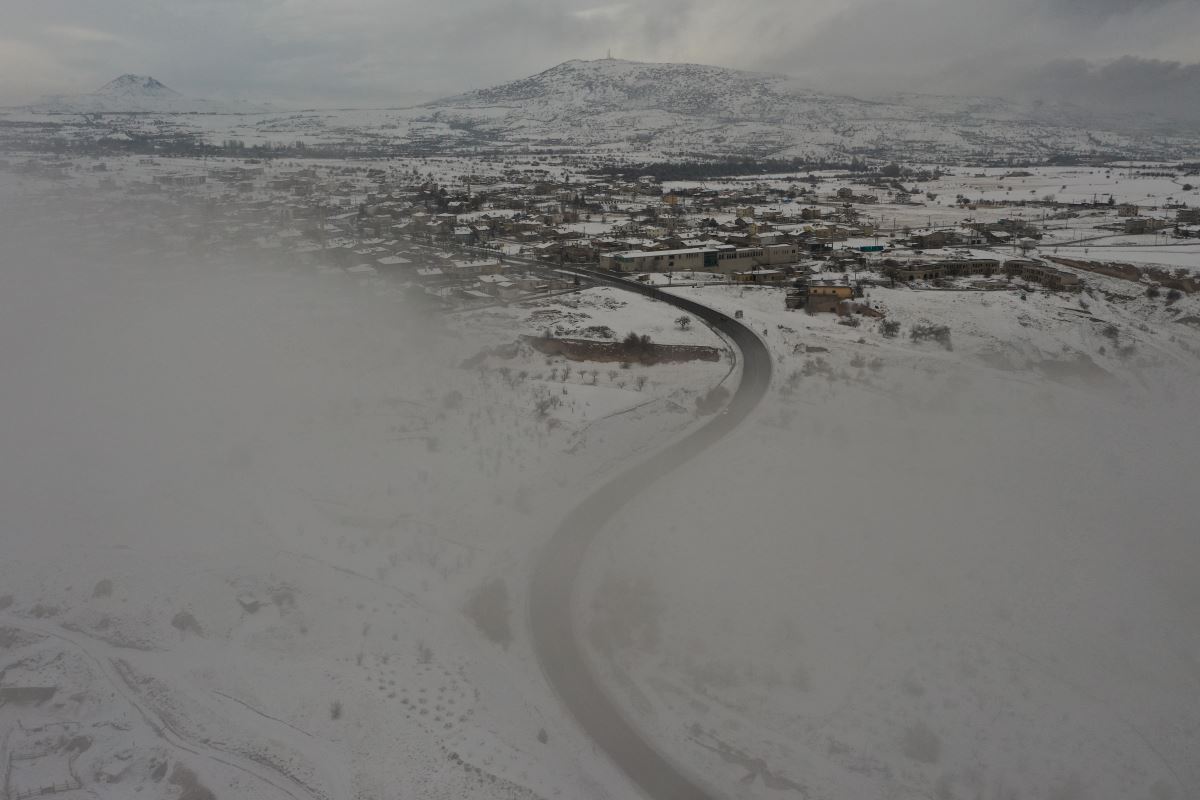 Kapadokya'da kar ve sis