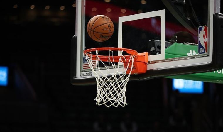 NBA'de Lakers ve Bucks kazanmaya devam etti