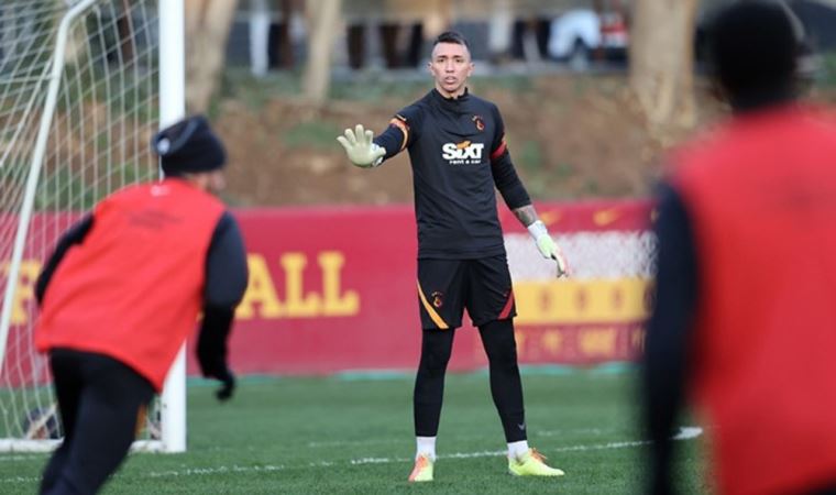 Galatasaray’da Muslera ve Feghouli, takımla birlikte çalıştı