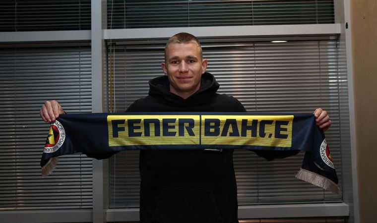 Fenerbahçe'nin yeni transferi İstanbul'da