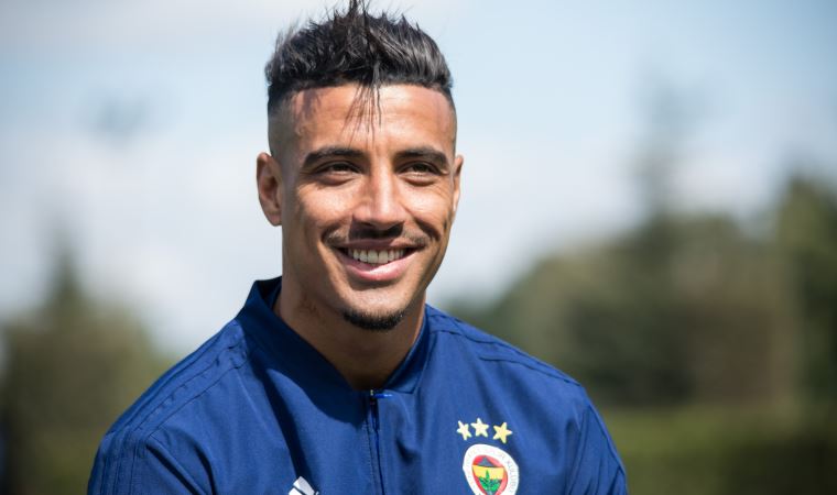 Nabil Dirar, Erzurumspor ile imza aşamasında