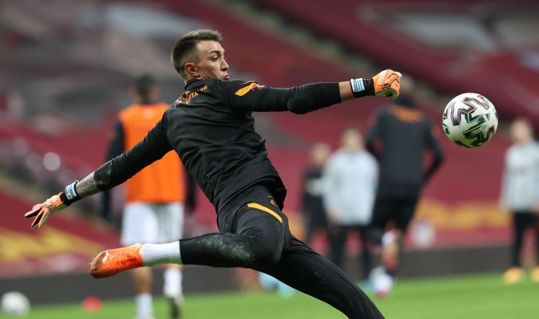 Galatasaray'da Muslera 220 gün sonra döndü