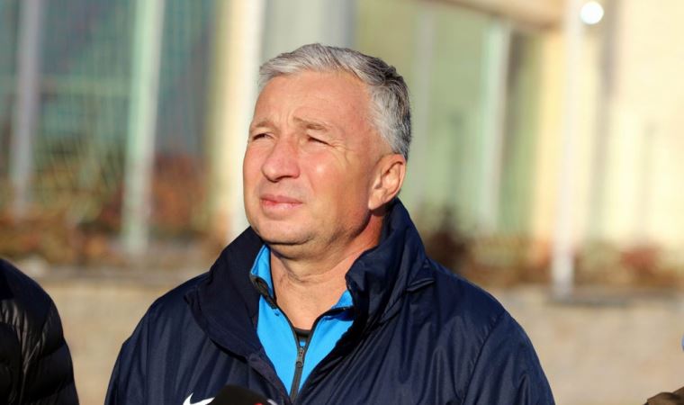 Dan Petrescu: 