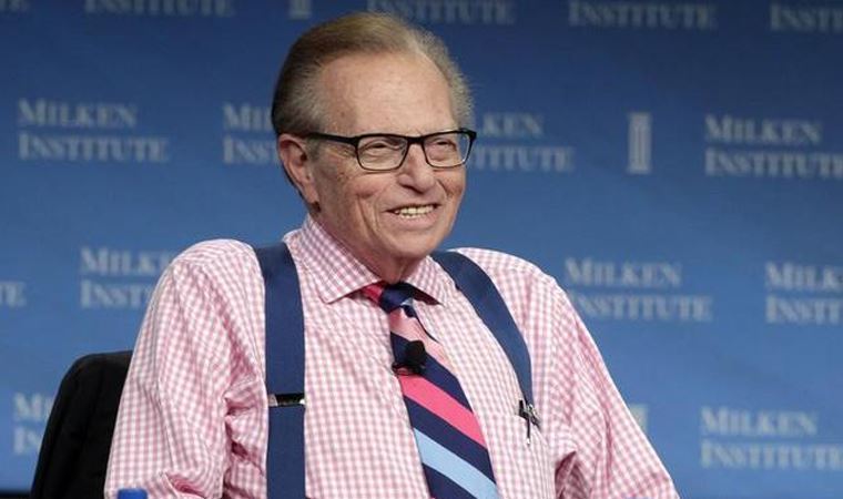 ABD’de ünlü televizyoncu Larry King yaşamını yitirdi