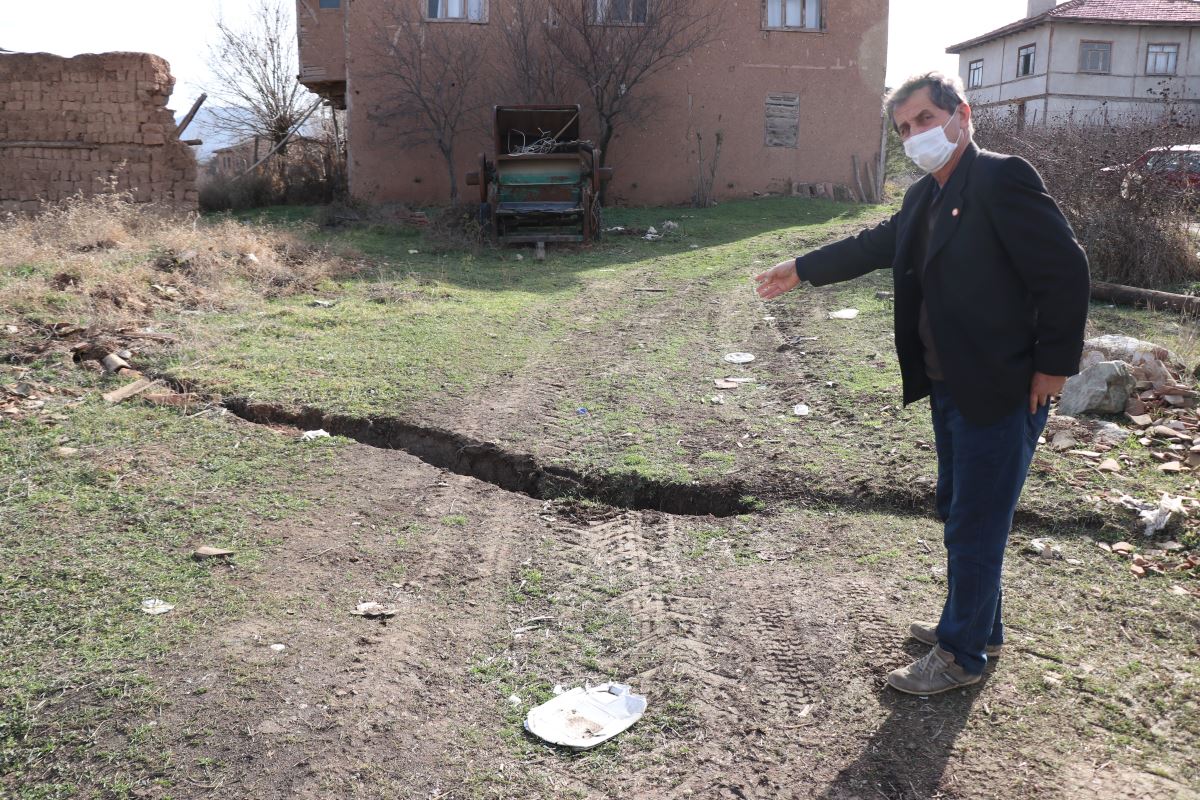 Termik santralin sebep olduğu heyelandan etkilenen köylülerin mağduriyeti devam ediyor