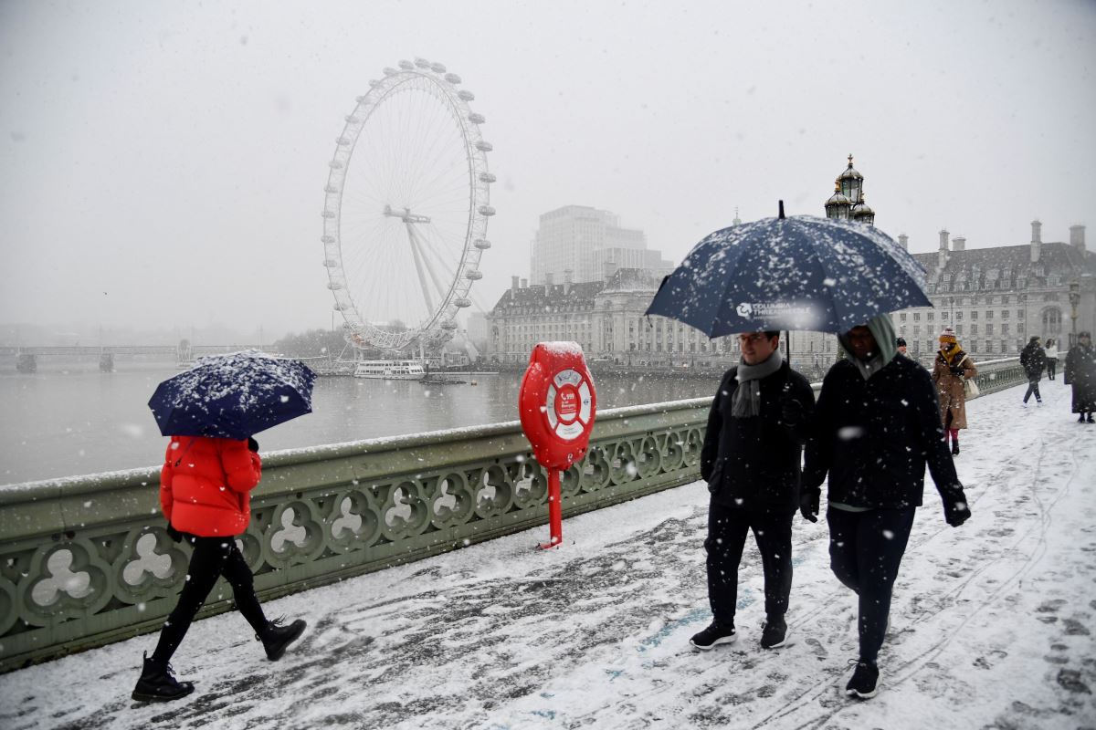 Londra'dan kar manzaraları