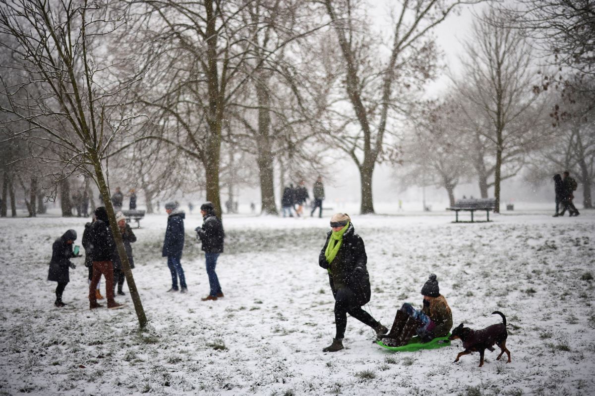 Londra'dan kar manzaraları