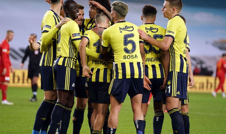 Fenerbahçe puan ortalamasında zirveye ortak oldu