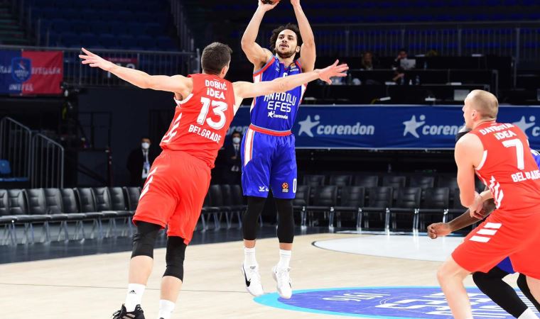 Anadolu Efes'in Avrupa'da 'Yıldız'ı parladı